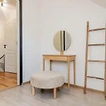 Apartamento Joenrannalla, Historiaa Ja Modernia Mukavuutta Pärnu