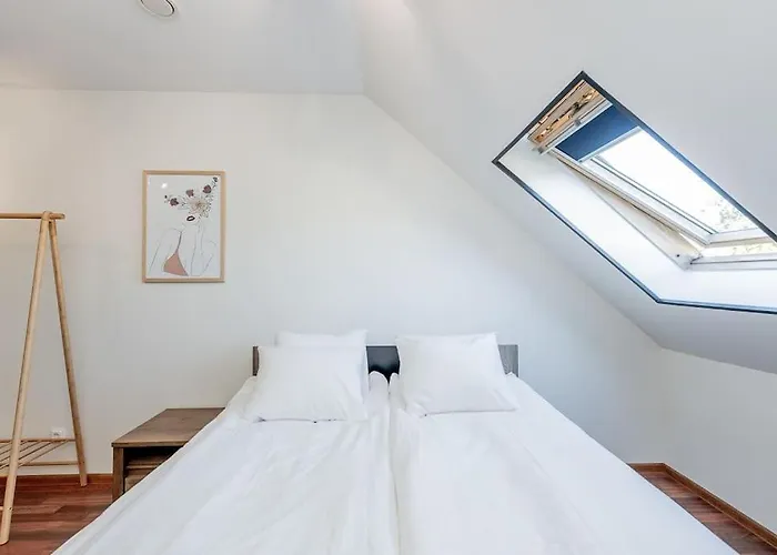 Joenrannalla, Historiaa Ja Modernia Mukavuutta Apartment *