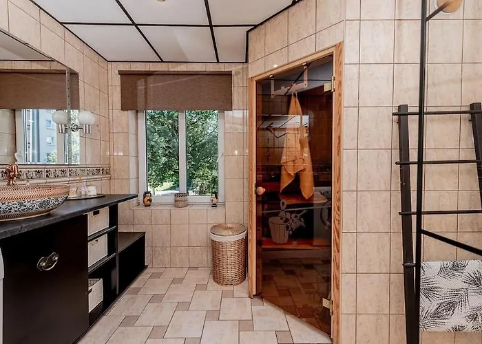 Apartment Joenrannalla, Historiaa Ja Modernia Mukavuutta *